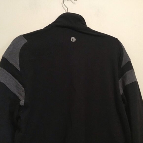 Lululemon Black with Grey Accents Jacket - Picture 5 of 6